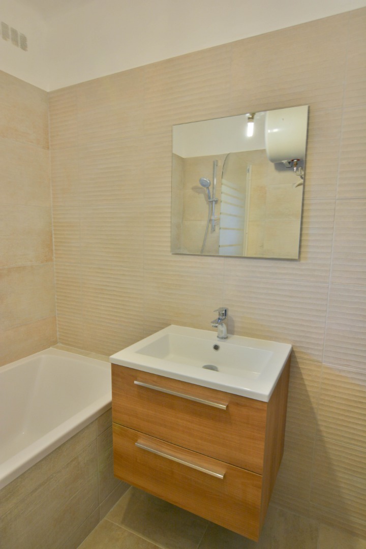 renovation-de-salle-de-bain-pour-revente-a-montpellier—bulle-de-bains–1-