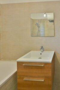 renovation-de-salle-de-bain-pour-revente-a-montpellier—bulle-de-bains–2-