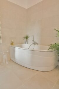 renovation-de-salle-de-bain-proche-de-montpellier—bulle-de-bains–5-