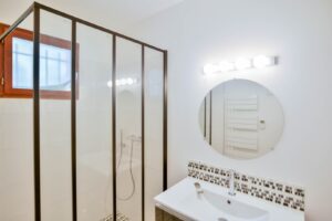 renovation-salle-de-bain-haut-de-gamme-a-saint-jean-de-vedas—bulle-de-bains–4-