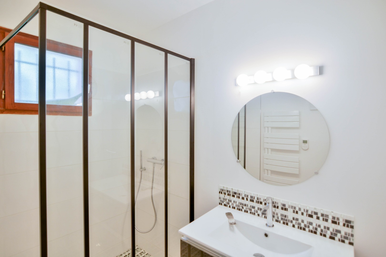 renovation-salle-de-bain-haut-de-gamme-a-saint-jean-de-vedas—bulle-de-bains–4-